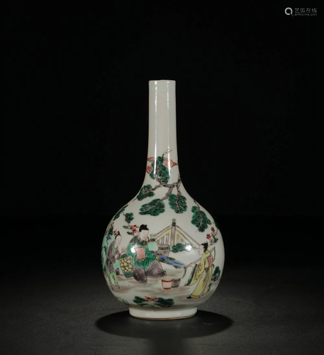 CHINESE FAMILLE VERTE PORCELAIN VASE WITH MARK