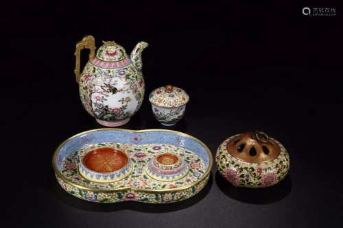 CHINESE FAMILLE ROSE TEA SET WITH HUALI BOX