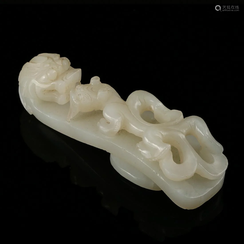 CHINESE WHITE JADE DRAGON BELT HOOK