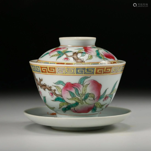 CHINESE FAMILLE ROSE PORCELAIN BOWL, QING DY…