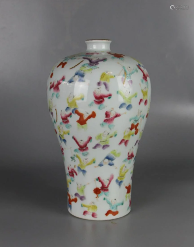 CHINESE FAMILLE ROSE MEIPING VASE, QIANLONG …