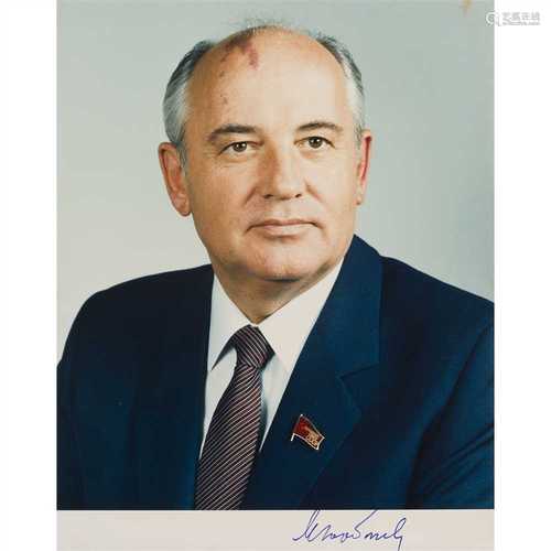 Gorbachev, Mikhail Sergeyevich Signed Colour Photograph