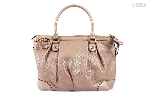 Gucci Sukey Light Pink Metallic Microguccissima Bag