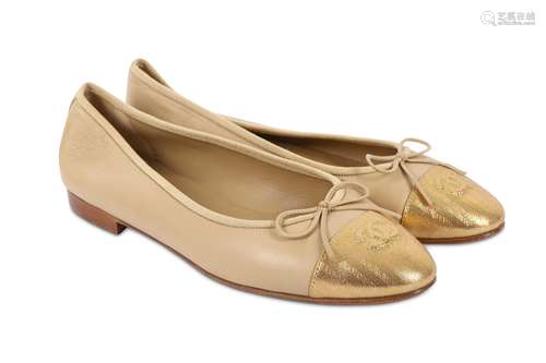 Chanel Two-Tone Lambskin Ballerina Flats - size 41