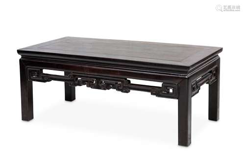 A CHINESE HONGMU LOW TABLE.