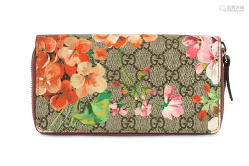 Gucci GG Bloom Supreme Zip Around Wallet