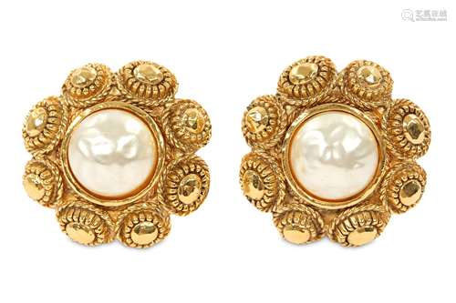 Chanel 'Pearl' Filigree Clip On Earrings