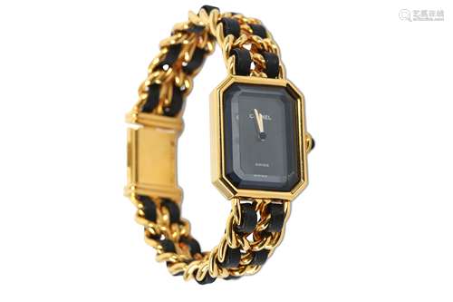 Chanel Premiere Watch - size M