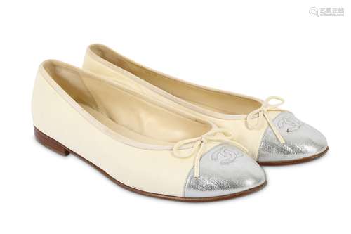 Chanel Two-Tone Lambskin Ballerina Flats - size 41