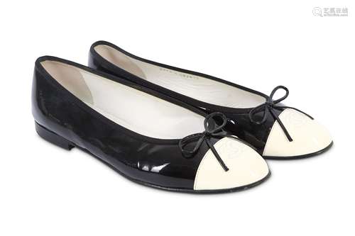 Chanel Monochrome Patent Ballerina Flats