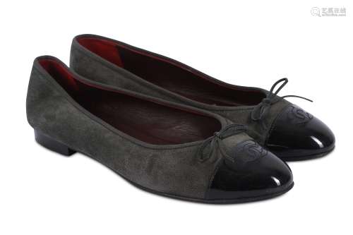 Chanel Two-Tone Suede Ballerina Flats - size 41.5