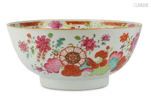 A CHINESE FAMILLE ROSE PSEUDO-TOBACCO LEAF BOWL.