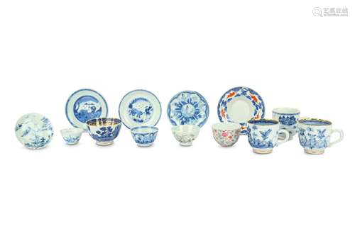 A GROUP OF CHINESE BLUE AND WHITE AND FAMILLE ROSE TEA WARE.