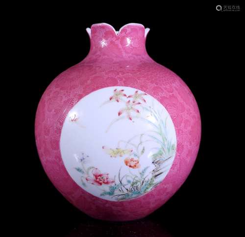 A Chinese Famille Rose Porcelain Zun