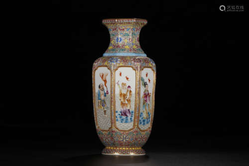 A Chinese Enamel Gilt Porcelain Octagonal Vase