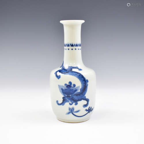 KANGXI BLUE & WHITE DRAGON BOTTLE VASE