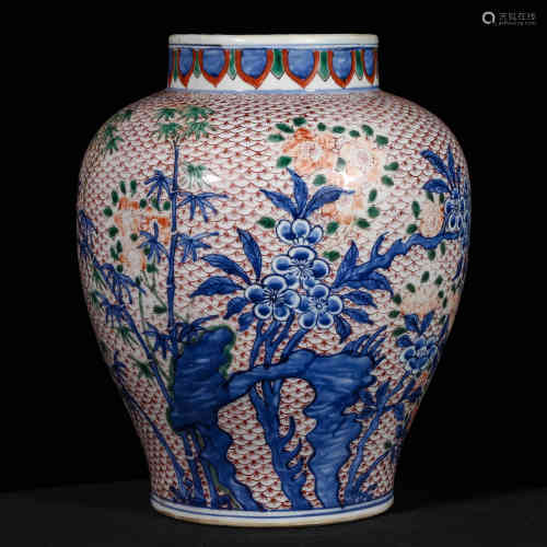 A Chinese Multicolored Porcelain Jar 