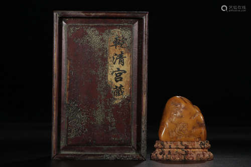A Chinese Carved Shoushan Stone Ornament