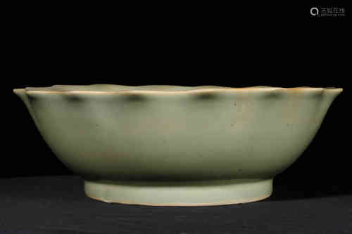 A Chinese Green Gazed Porcelain Bowl