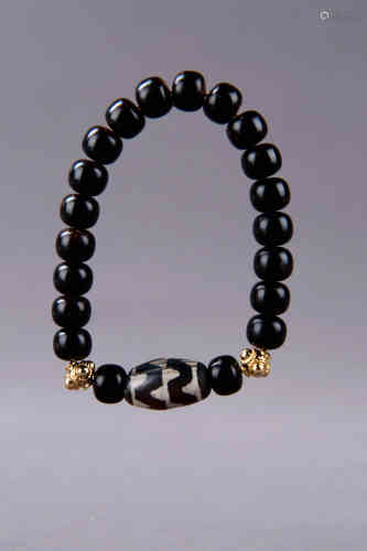 The Chinese Tiger Tooth Hand String Beads