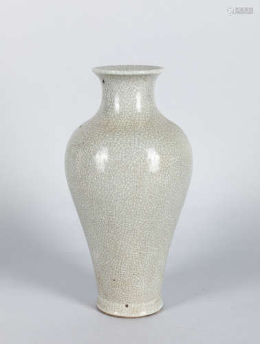 Chinese Antique Ge Style Glazed Porcelain Vase