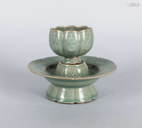 1930-1970 Korean Vintage Celadon Porcelain Cup