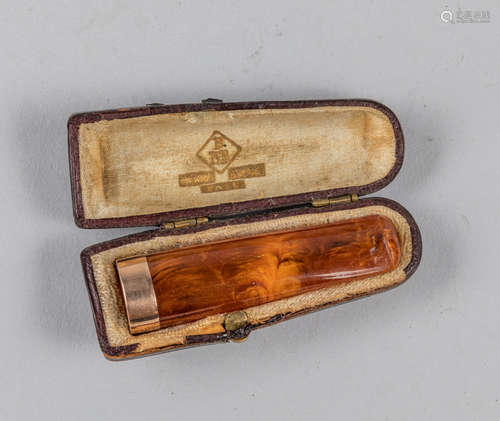 French Vintage Amber Cigarette Holder, 14K