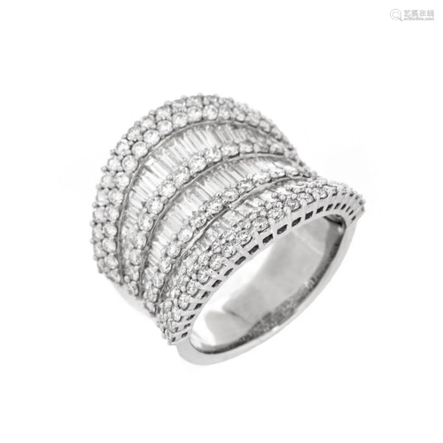 Diamond and 18K Ring