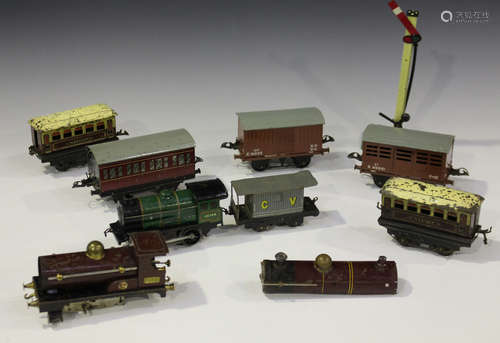 A collection of Hornby Series and Hornby Trains gauge O items, including a No. 1 clockwork 0-4-0