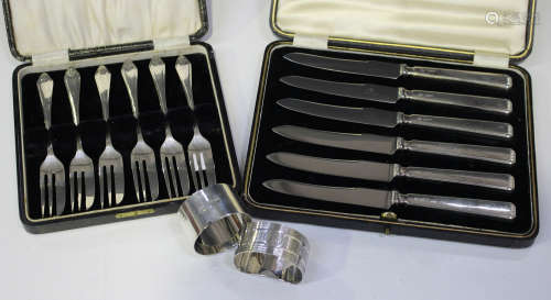 A set of six Elizabeth II silver handled fruit knives, Sheffield 1963 by Frank Cobb & Co Ltd, cased,