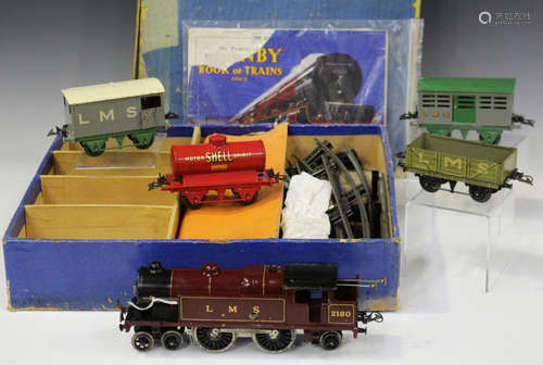 A Hornby Series gauge O LMS clockwork goods train set, comprising 4-4-2 tank locomotive 2180, cattle