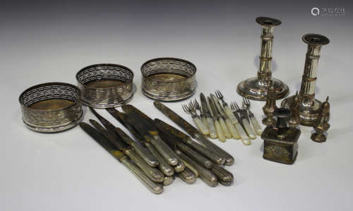 A small group of silver and plated items, including a set of six silver and mother-of-pearl