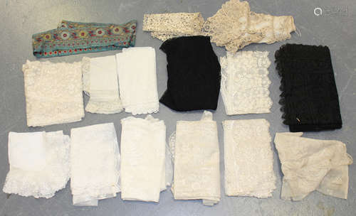 A group of mixed lace and other textiles, including a Maltese flounce, Limerick pieces, a Brussels