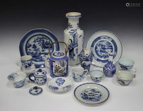 A collection of assorted Chinese porcelain, 18th century and later, including a blue and white