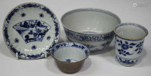 A Chinese blue and white Batavian ware tea bowl and saucer, Qianlong period, each piece painted with