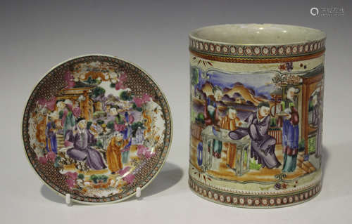 A Chinese famille rose export porcelain tankard, Qianlong period, painted in the Mandarin palette