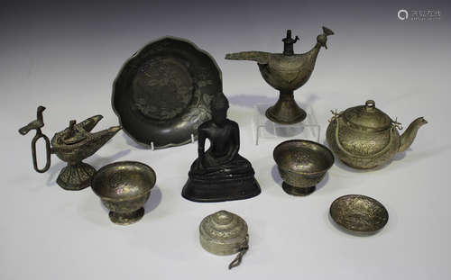 A group of Oriental metalwork, including a pair of Chinese plated cups, height 5.8cm, a Chinese