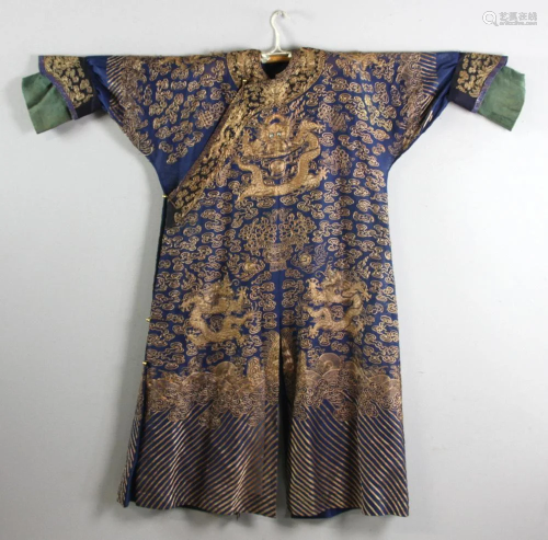 Chinese Silk Nasha Embroidered Robe