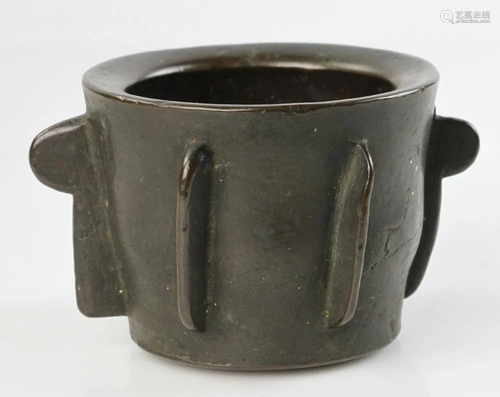 Old Chinese Bronze Pot