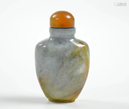 Fine Chinese Jadeite Snuff Bottle