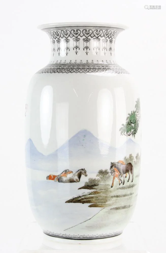 Chinese Republic Period Hand Painted Vase