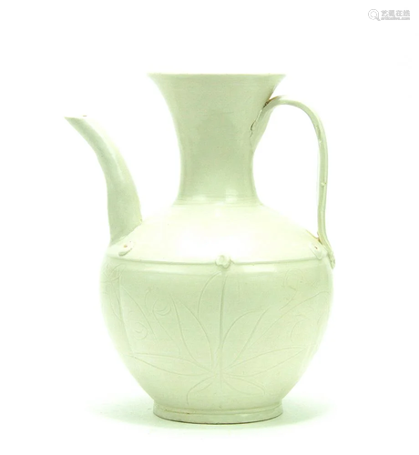 Chinese Ding White Glazed Ewer