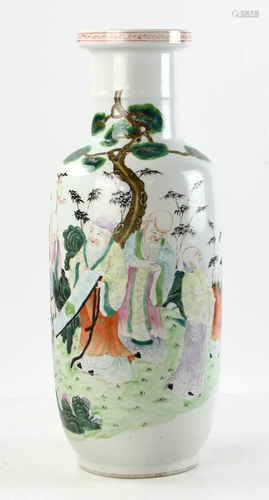 Chinese Famille Rose Bangchuiping Vase