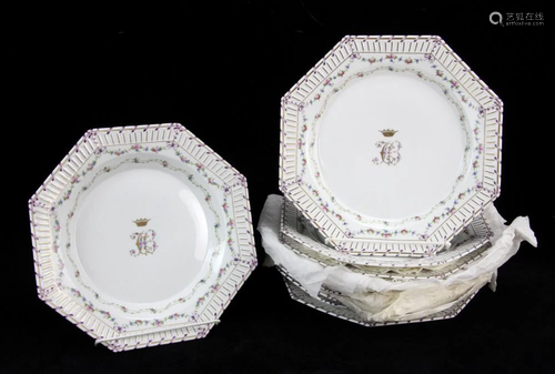 Set of (10) Early 20thC Silesian Dinner Plates