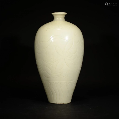 A magnificient SONG DINGYAO Meiping VASE