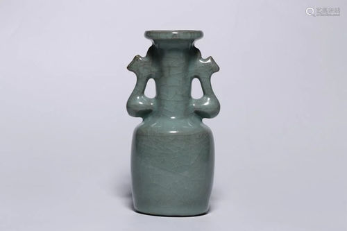 Chinese Longquan Vase