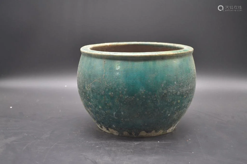 Chinese Green Glazed Porcelain Jar