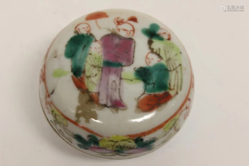 Chinese Famille Rose Small Box