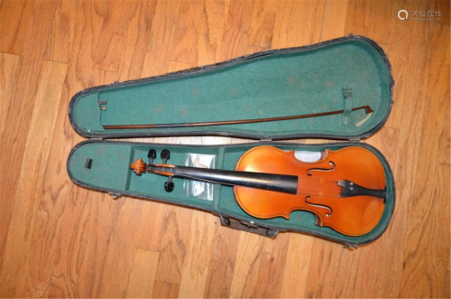 Antique violin, Italy W / cremona mark