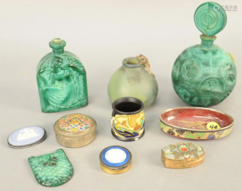 Small group of assorted items to include two malachite